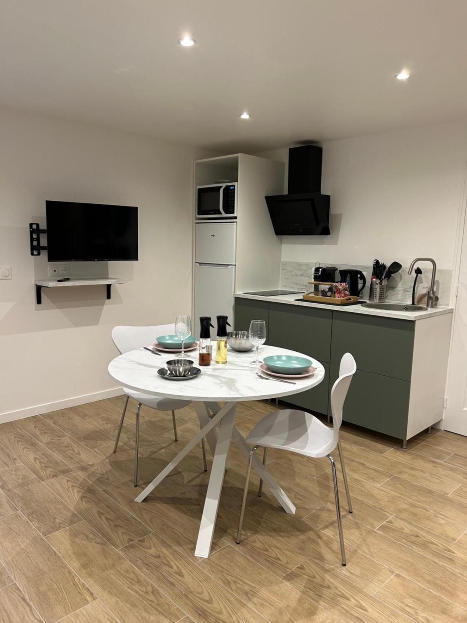 Chic Et Cocon Proche De Apartment